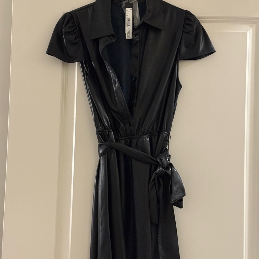 Alice + Olivia Black Carolyn Vegan Leather Mini Shirt Dress with Tie Waist - Picture 4 of 6